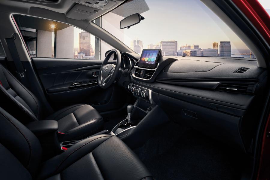 Интерьер Toyota YARiS X (XP150) 2019 года  (CN) (фото 4 из 5)